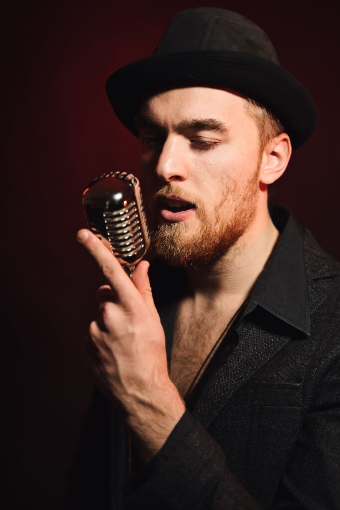 Kristof Ertl - Mikrofon